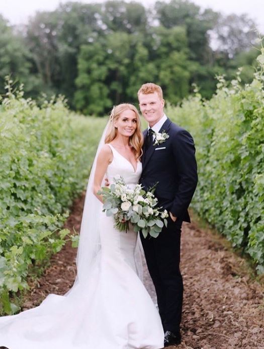 Colby Cave Wedding Wife Of Comatose Edmonton Oilers Colby Cave 